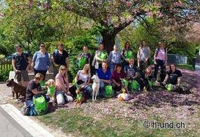 20 squadre esplorano il Jakbosweg Svizzera con il cane per voi.